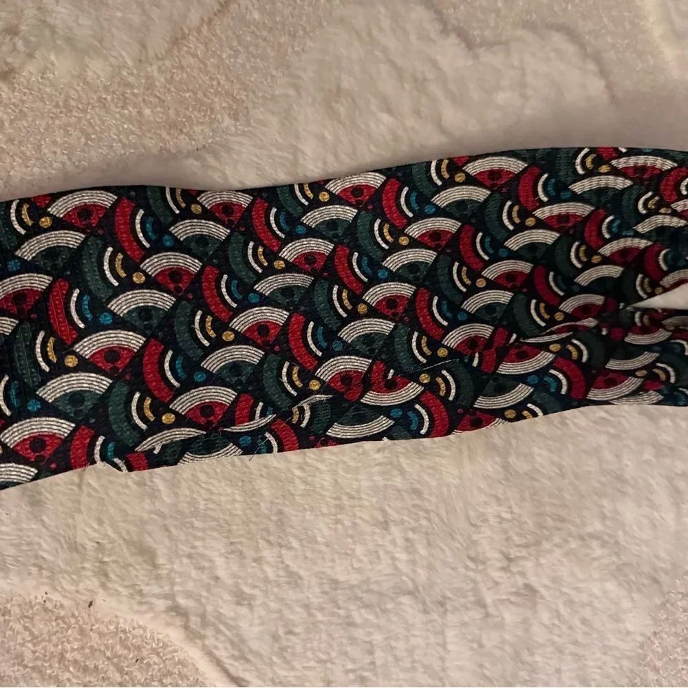 Silk Tie with Multi-Color Fan Motif